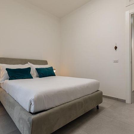 Beplace Apartments In Gioia Milán Exteriér fotografie